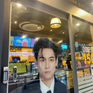 컴포즈커피 사진