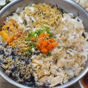 돌고래횟집 사진