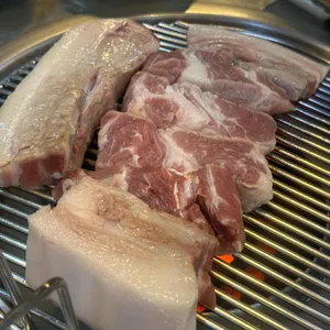 더한근 사진 1
