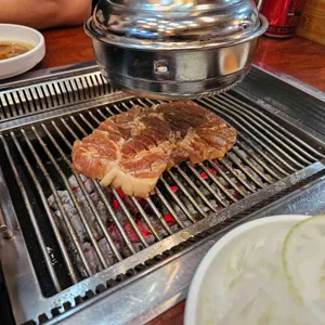 돼지한마당 사진