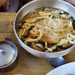망향비빔국수 대표 사진
