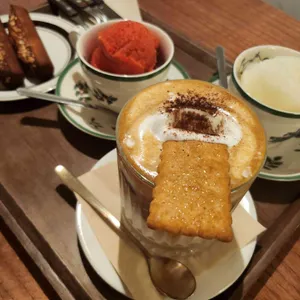 카페 패슬로우 사진