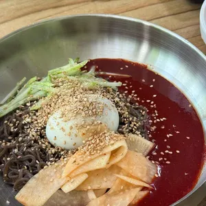 홍냉면 사진