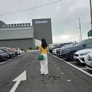 언캐니 리뷰 사진