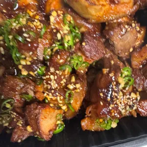 하륜일만족발 사진