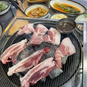 소문난숯불뒷고기 사진