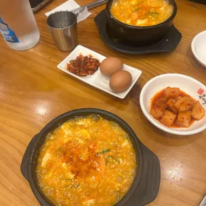 전주팔미 콩나물국밥 사진 1