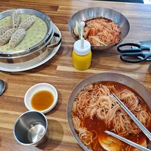 사철밀면 사진