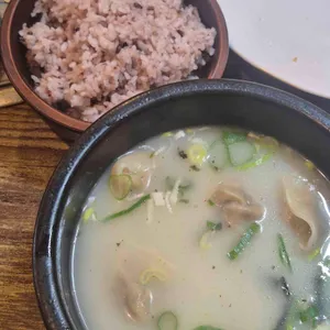 옛날에손만두국 사진 1