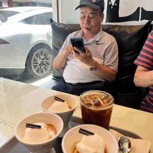 파스쿠찌 사진