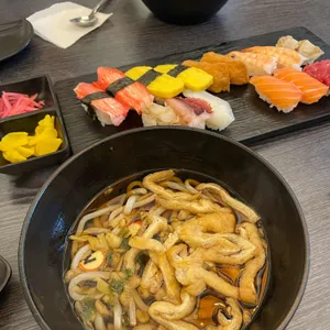 육초연 사진
