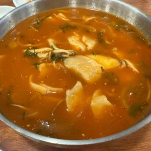 로타리 매운수제비 대표 사진