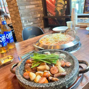 부대찌개대사관 사진