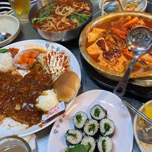 칼 누들바 사진