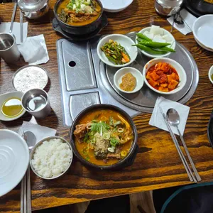 장숙자 감자탕 대표 사진