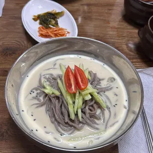 홍박이네 옹심이 메밀칼국수 사진