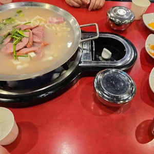 놀부부대찌개&철판구이 사진