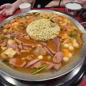 놀부부대찌개&철판구이 사진