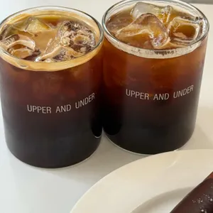 어퍼앤언더 사진
