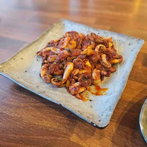 홍기와쭈꾸미 사진