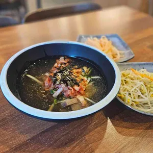 홍기와쭈꾸미 사진