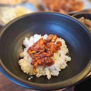 홍기와쭈꾸미 사진