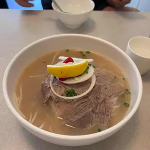 남월 사진