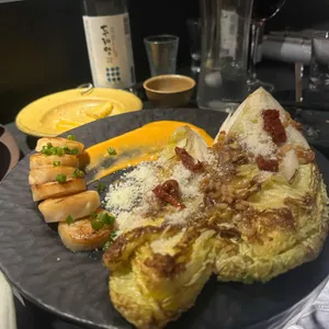 리파인 사진