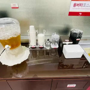 더설 사진
