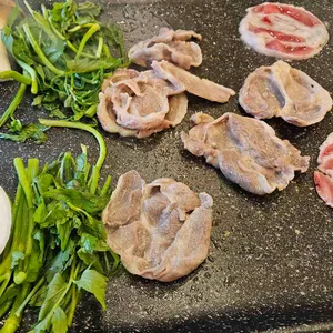 더 차돌 사진 1