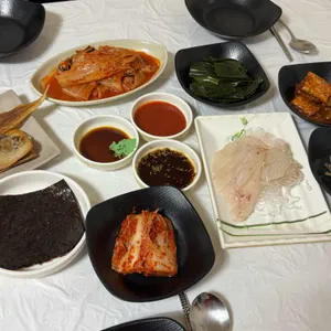 생선뚝배기 사진