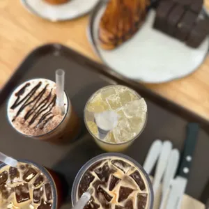 카페 지수 사진