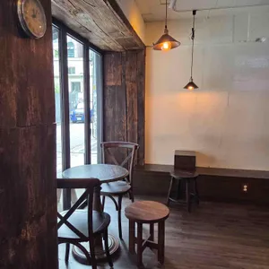 틸로스터스 리뷰 사진