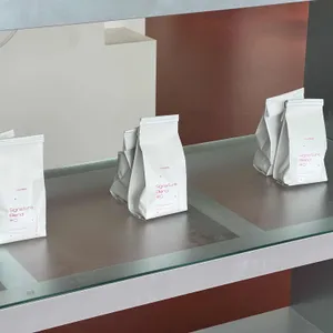 코트사이드 리뷰 사진