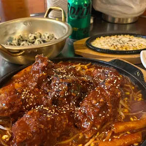 화적단 뼈구이&불쭈꾸미&불닭발 사진