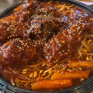 화적단 뼈구이&불쭈꾸미&불닭발 대표 사진