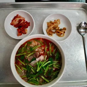 저저 사진