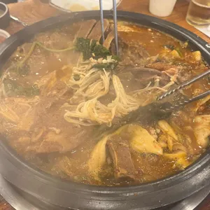 청기와뼈다귀해장국 사진