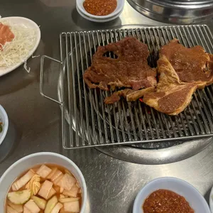 숯불왕갈비 사진 1