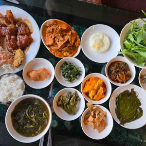 먼동이틀때 대표 사진