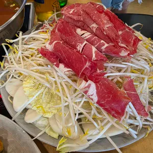 본가 만두전골전문점 사진
