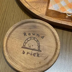 라운드 브릭 리뷰 사진
