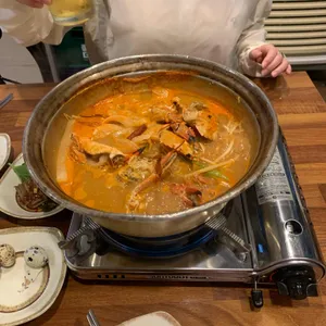 하단돌게탕 사진