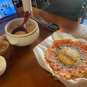 더기와 대표 사진