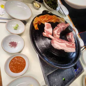 꿀육당 사진