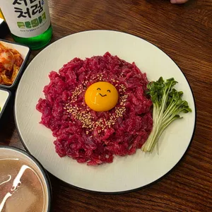 미옥육회 사진