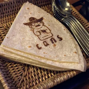 칸스 리뷰 사진