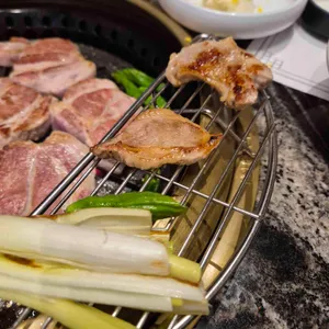 금돈옥 사진