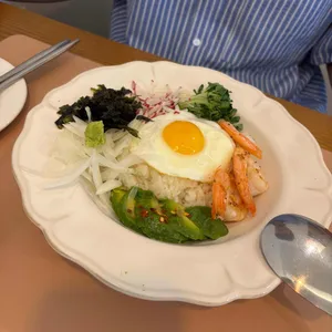 나나테이블 사진