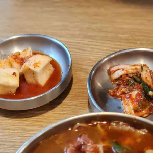 칠백한우국밥 사진